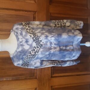 Together Clothing Blue Tie Dye Animal Print Chevron Sweater